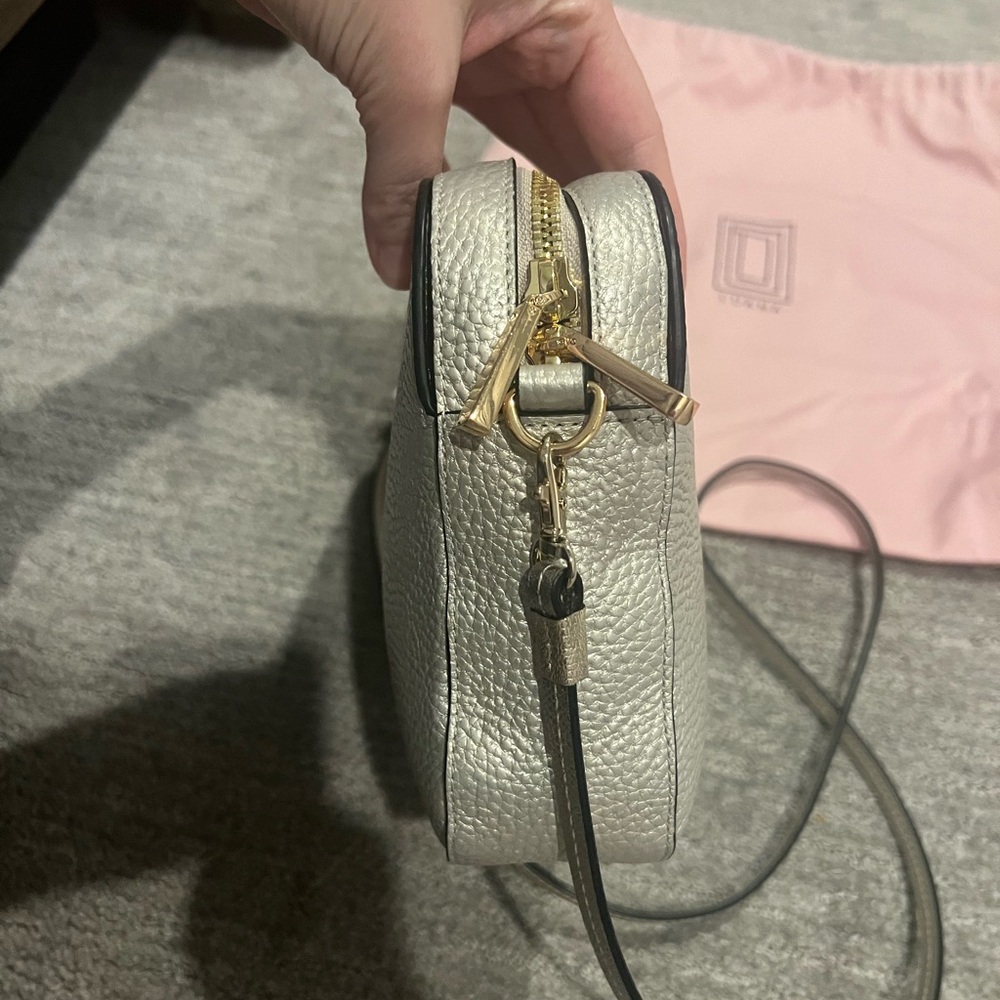 Luana Italy Womens Metallic Grain Leather Double L Camera Handbag Silver - Picture 11 of 15